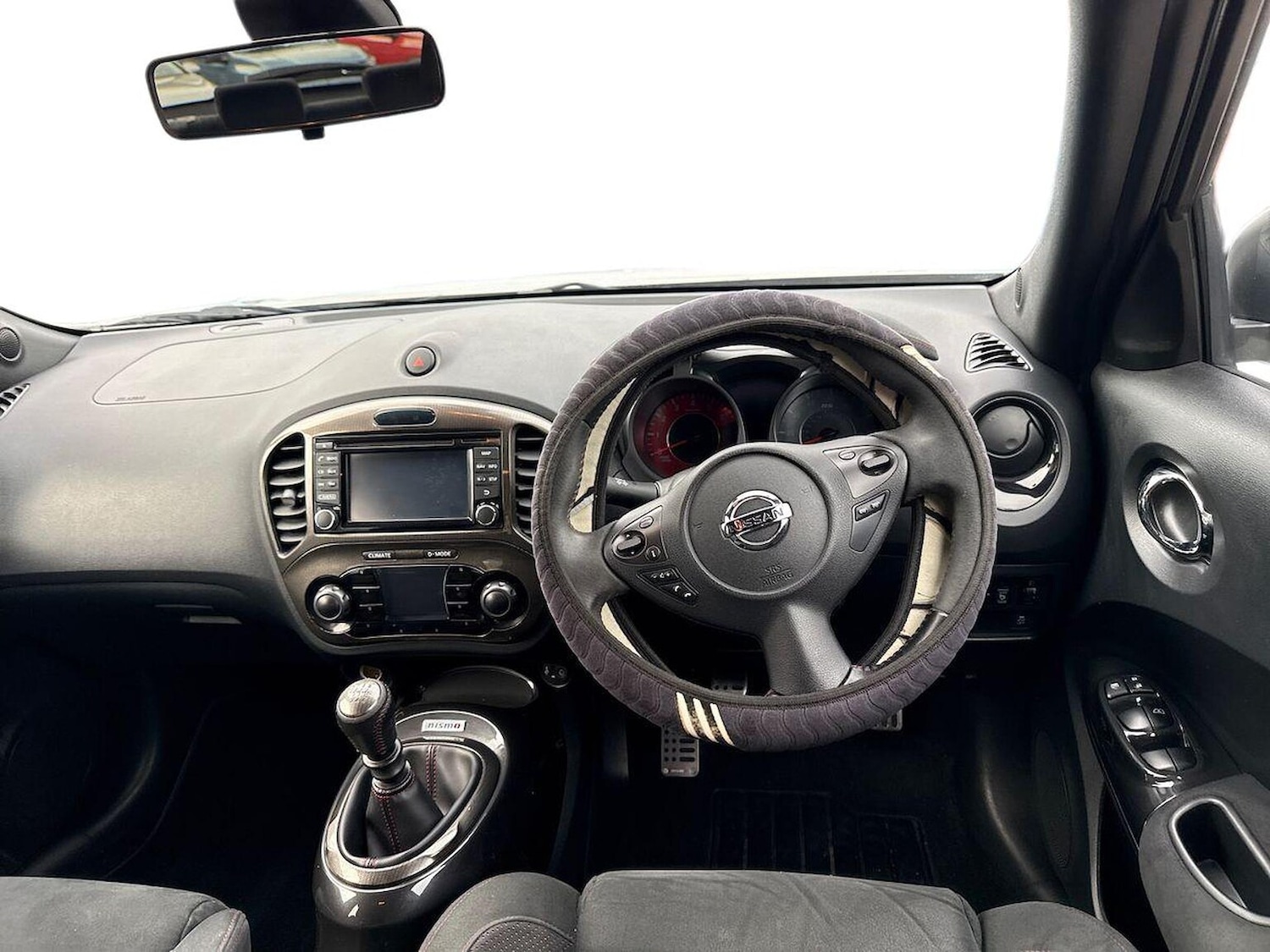 Used Nissan Juke 2015 for sale - 76613634: Photo 9