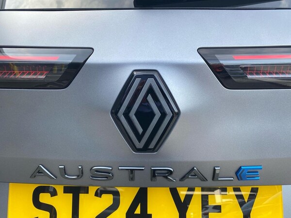 Used Renault Austral 2024 for sale - 76243890: Photo 39