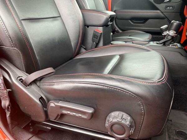 Used Jeep Wrangler 2023 for sale - 76305359: Photo 30