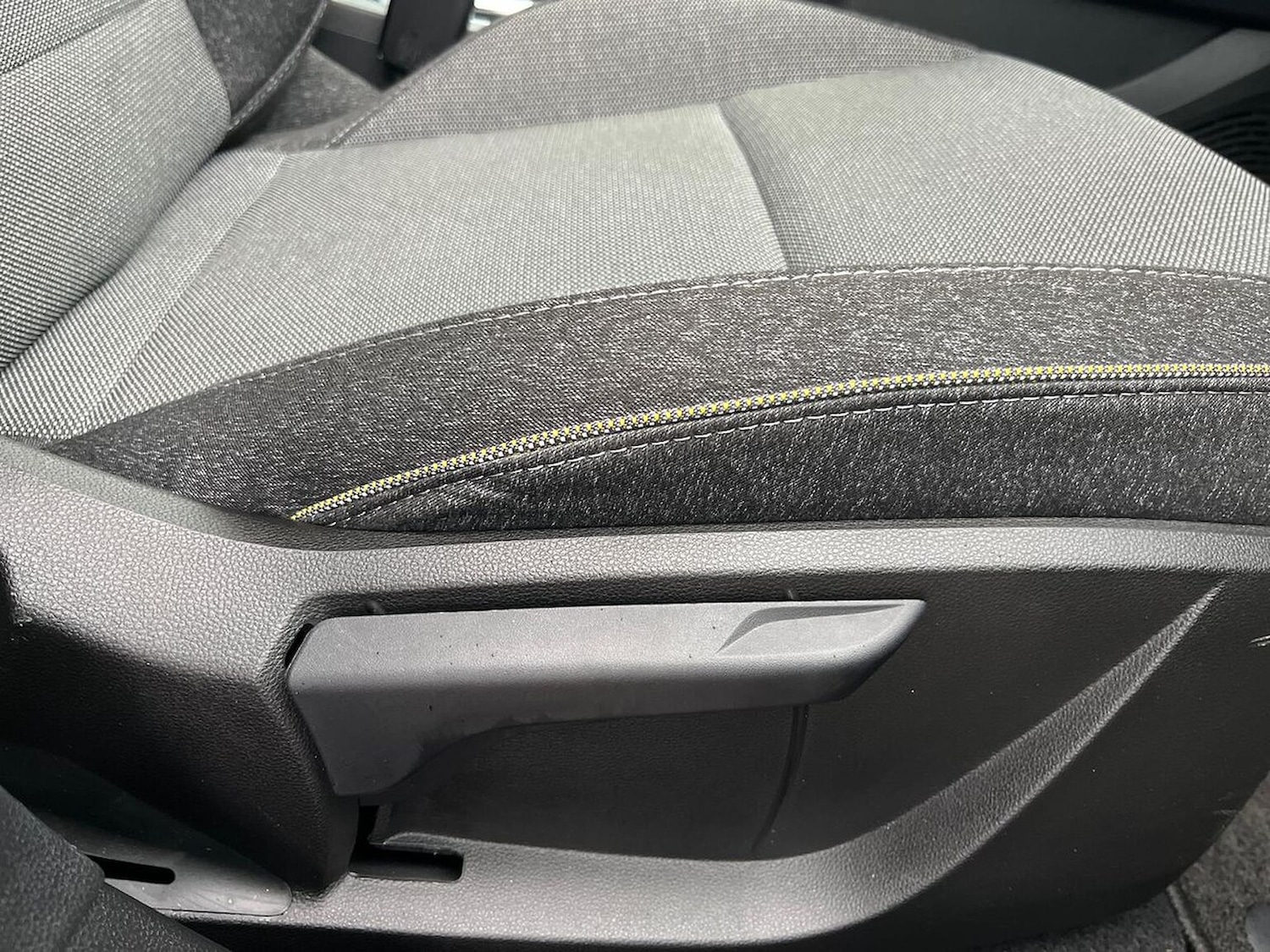 Used Renault Captur 2025 for sale - 76969929: Photo 30