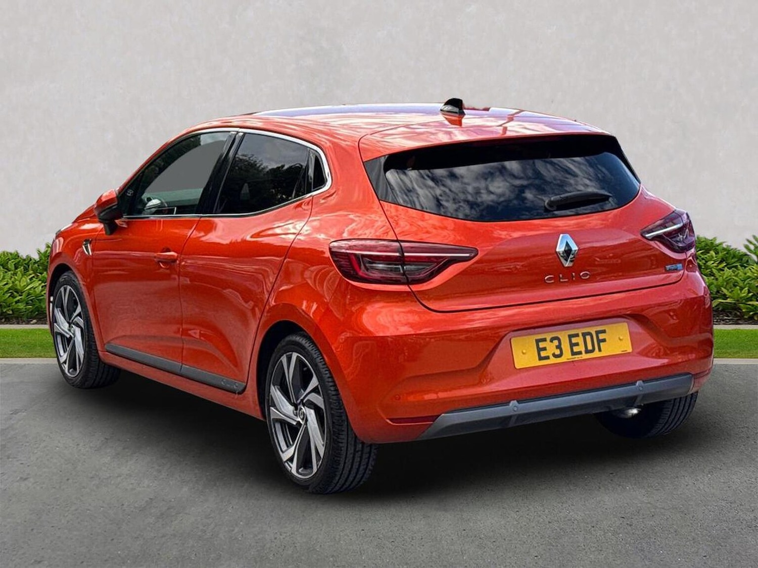 Used Renault Clio 2022 for sale - 75987768: Photo 2