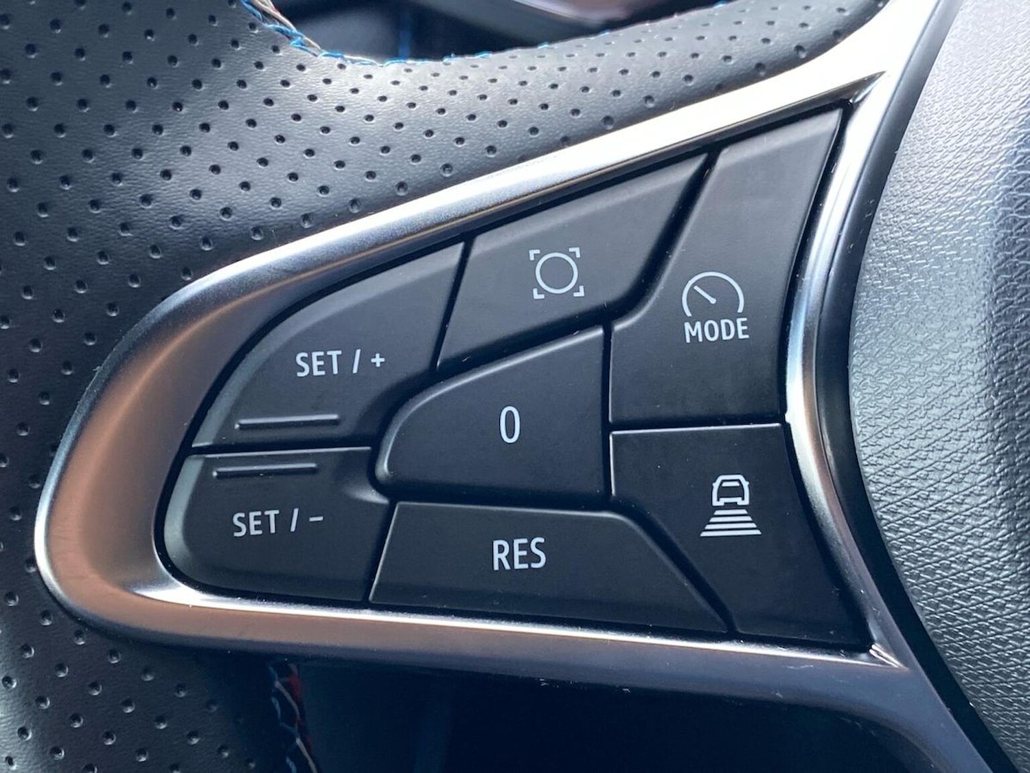 Used Renault Captur 2025 for sale - 76402446: Photo 26