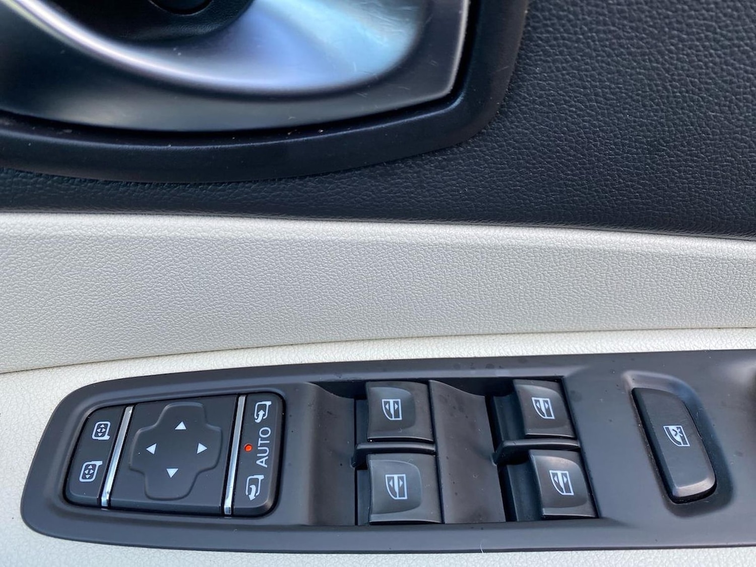 Used Renault Captur 2019 for sale - 76347055: Photo 21