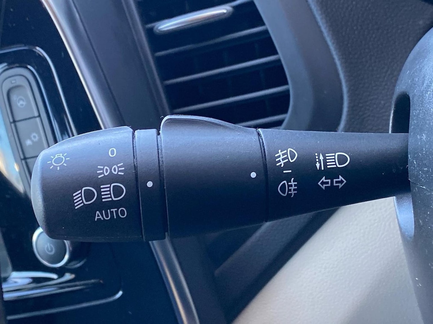Used Renault Captur 2019 for sale - 76347055: Photo 27