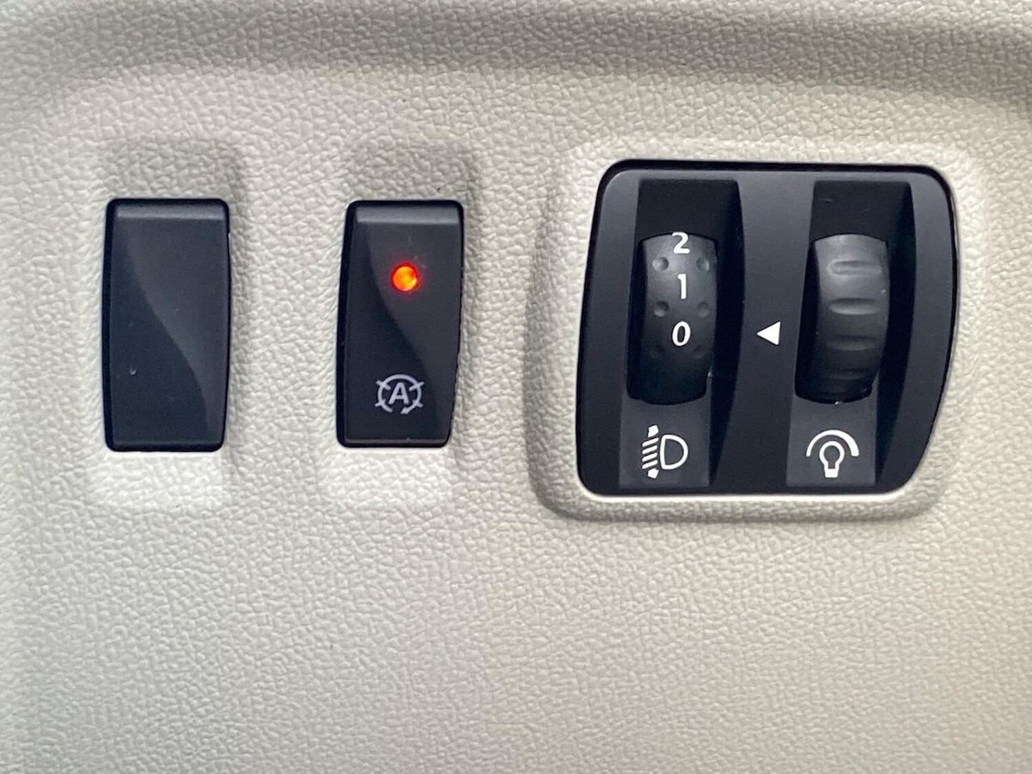 Used Renault Captur 2019 for sale - 76347055: Photo 42