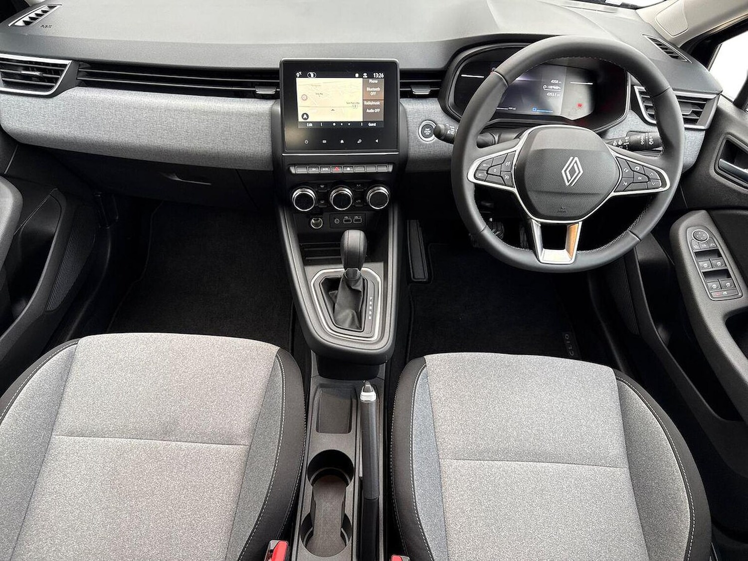 Used Renault Clio 2025 for sale - 77024215: Photo 10