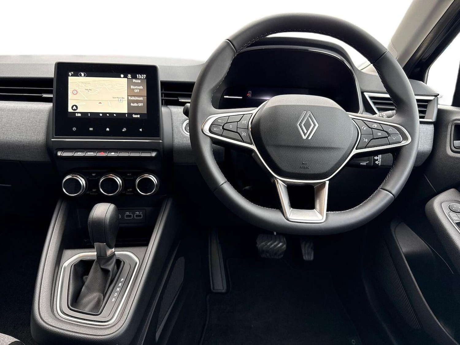 Used Renault Clio 2025 for sale - 77024215: Photo 11