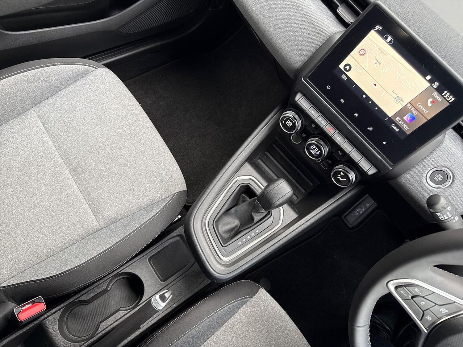 Used Renault Clio 2025 for sale - 77024215: Photo 15