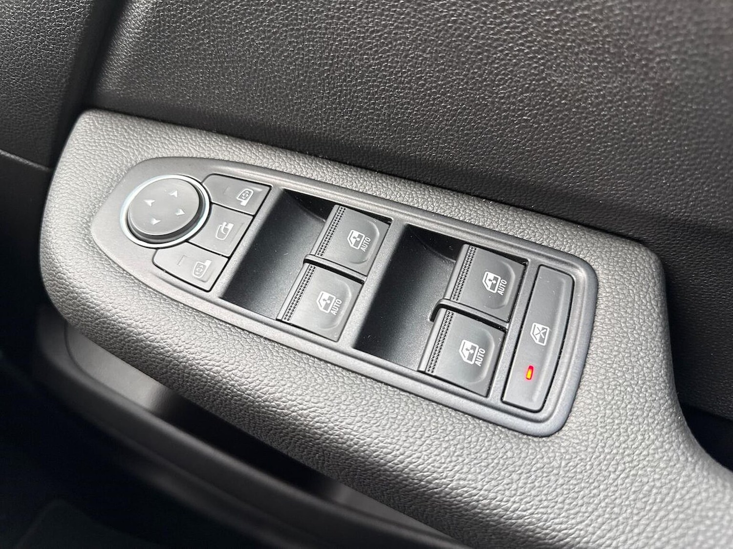 Used Renault Clio 2025 for sale - 77024215: Photo 23