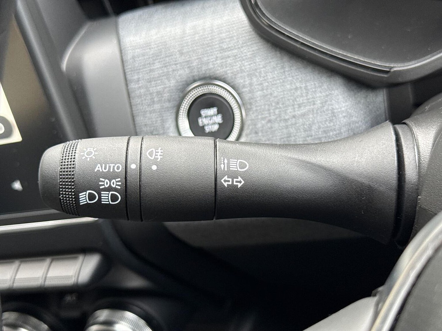 Used Renault Clio 2025 for sale - 77024215: Photo 30