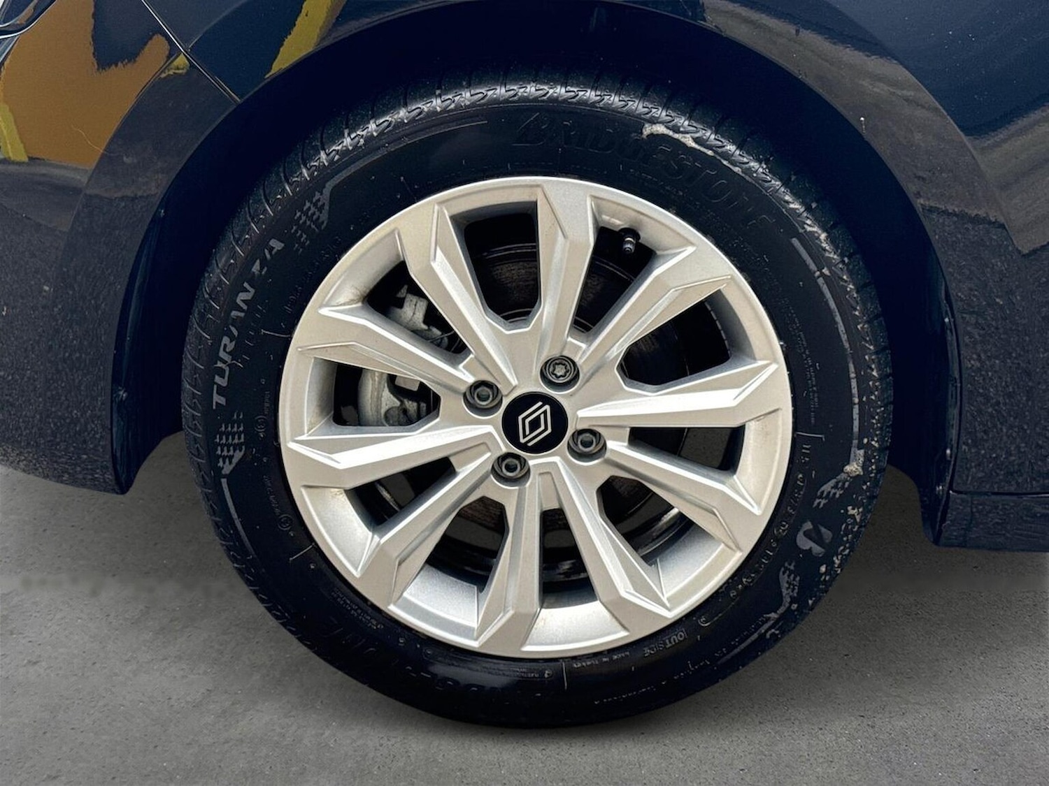 Used Renault Clio 2025 for sale - 77024215: Photo 8