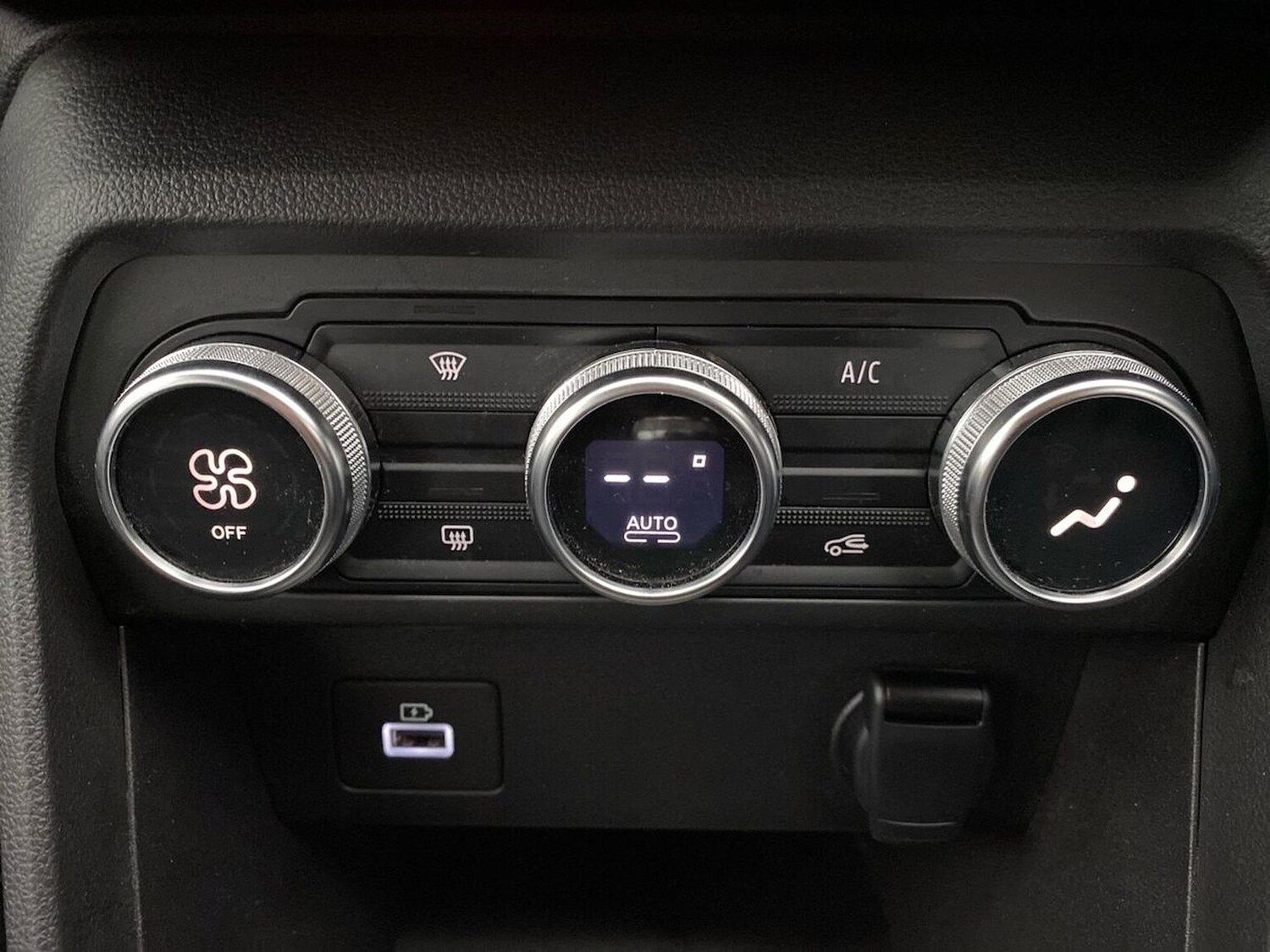 Used Dacia Sandero Stepway 2022 for sale - 77488379: Photo 14