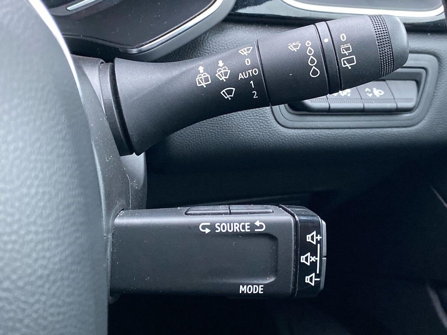 Used Renault Captur 2022 for sale - 77639299: Photo 29