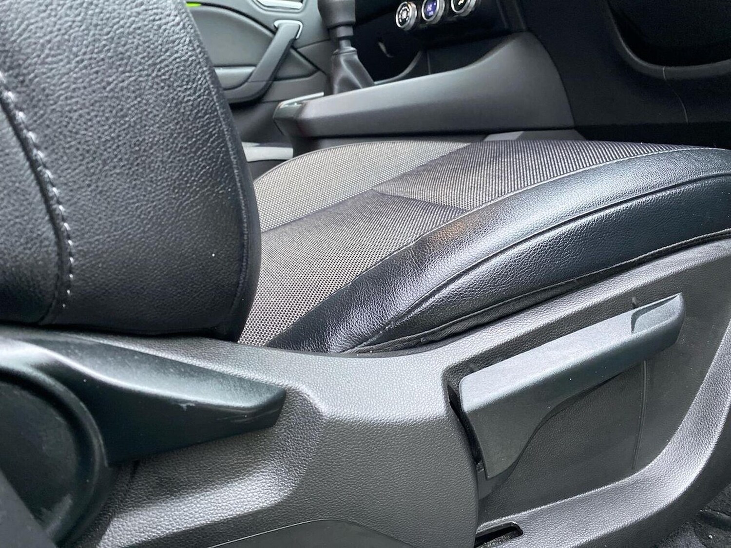 Used Renault Captur 2022 for sale - 77639299: Photo 30