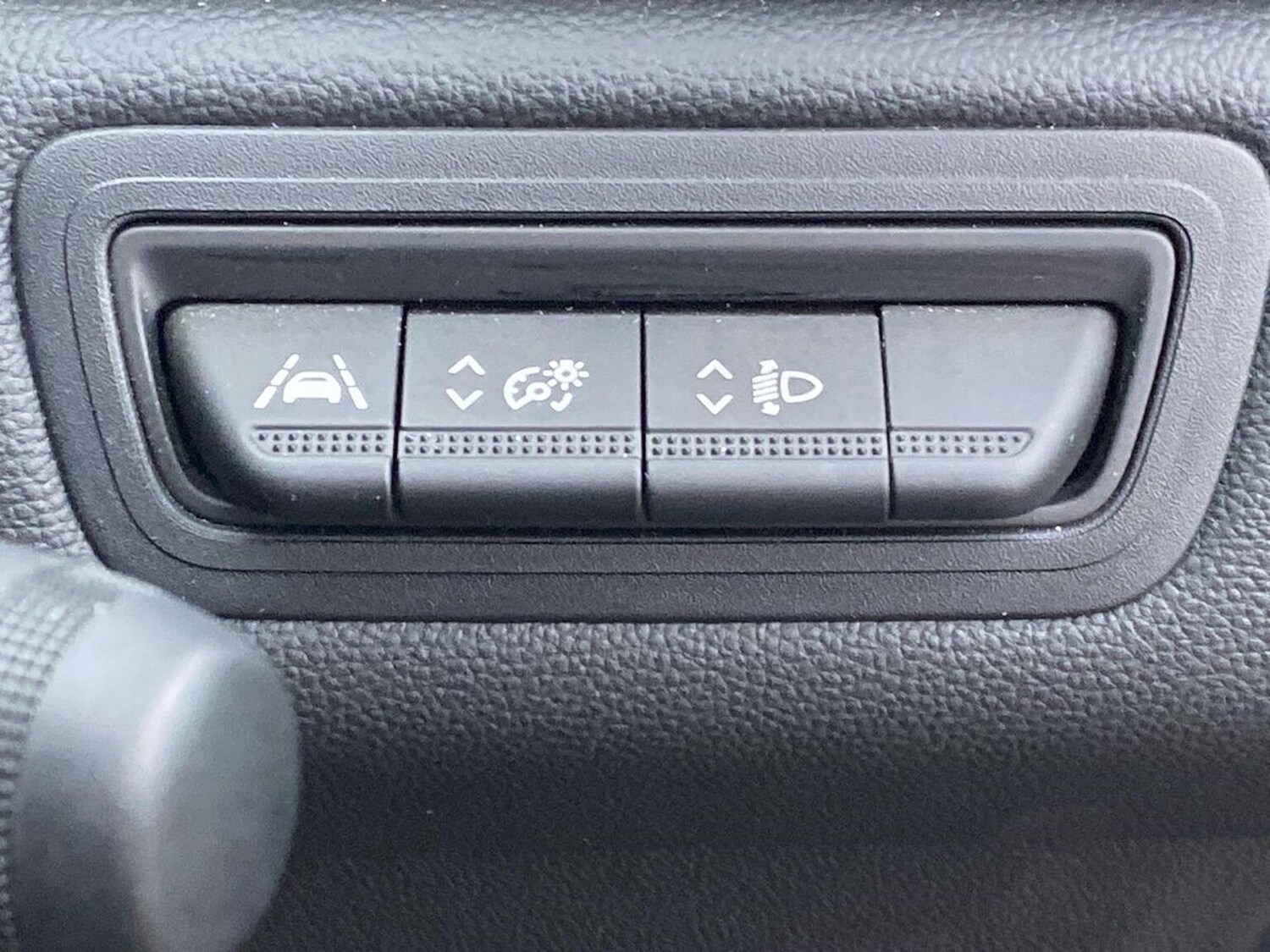 Used Renault Captur 2022 for sale - 77639299: Photo 39