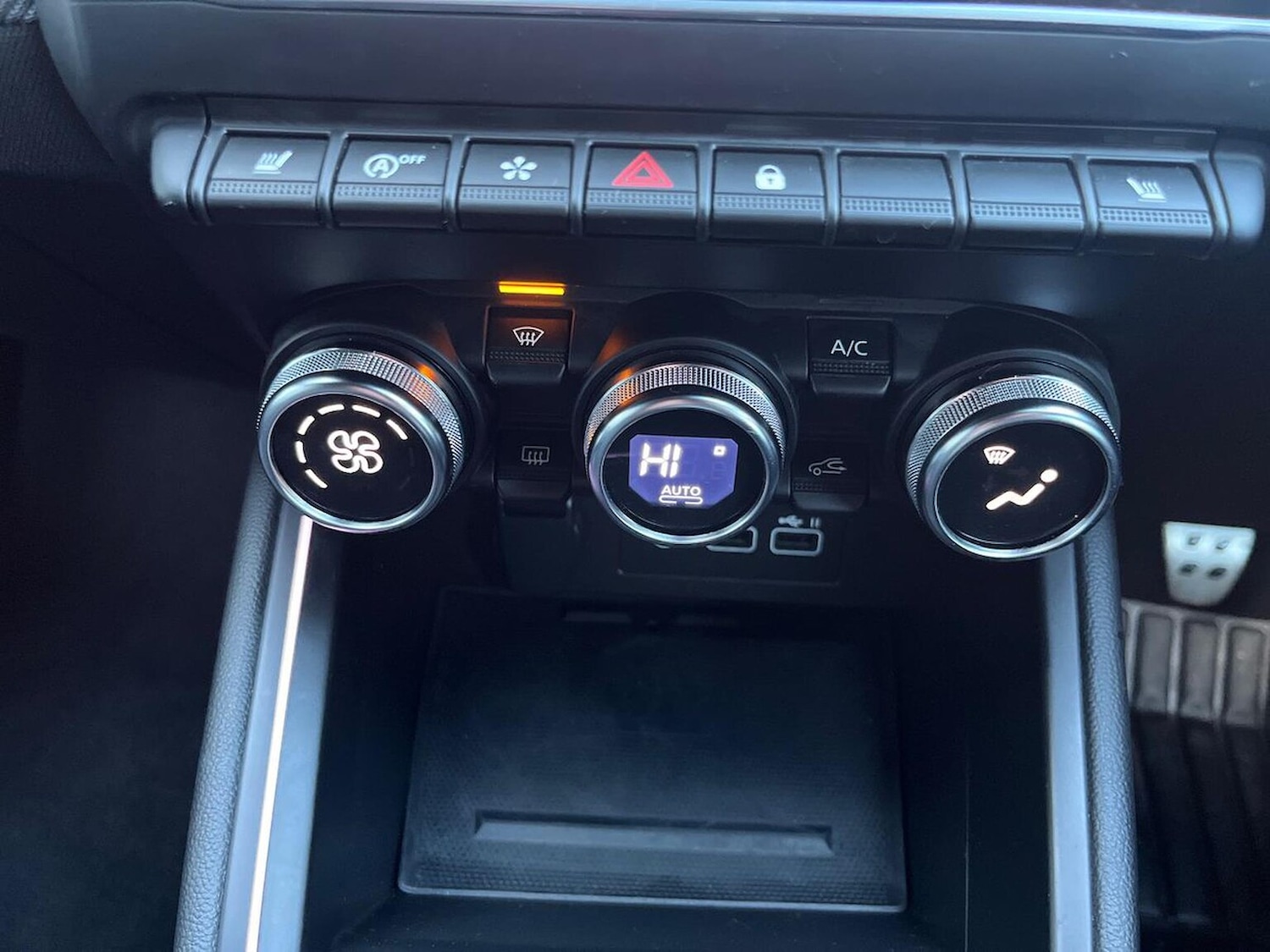 Used Renault Clio 2025 for sale - 77012421: Photo 14