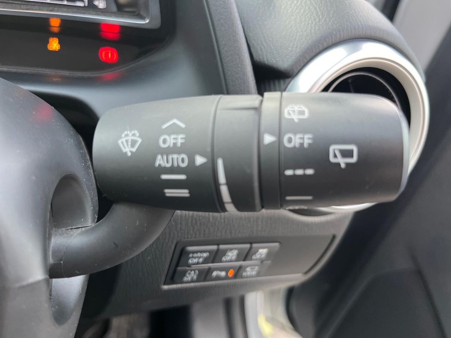 Used Mazda Mazda2 2022 for sale - 76455256: Photo 29