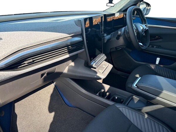 Used Renault Scenic E-Tech 2024 for sale - 75475986: Photo 7
