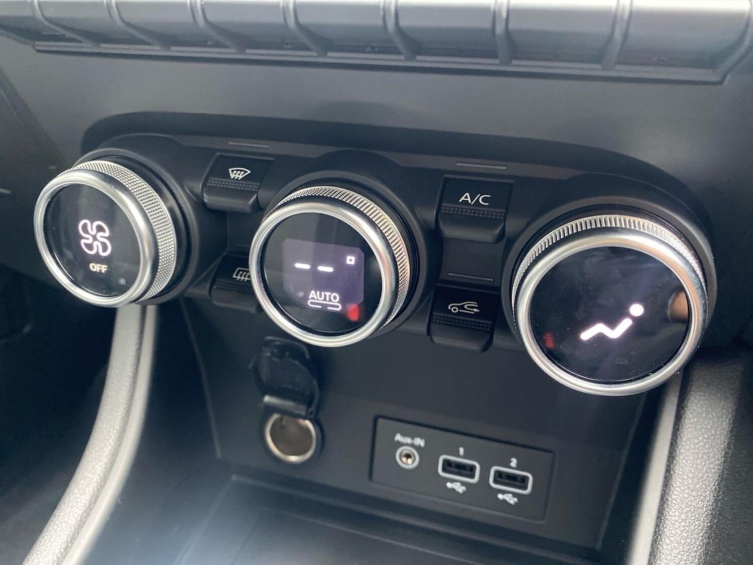 Used Renault Captur 2023 for sale - 78106310: Photo 14