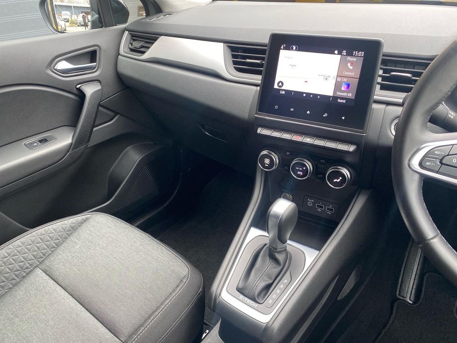 Used Renault Captur 2023 for sale - 78106310: Photo 15