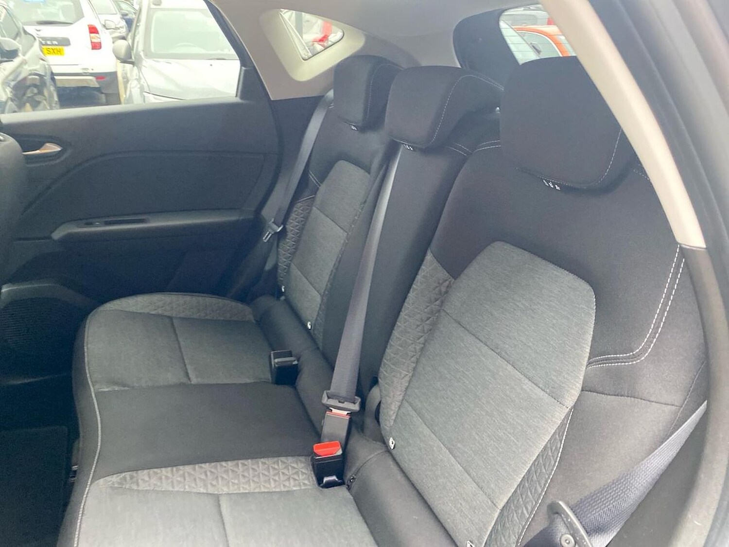 Used Renault Captur 2023 for sale - 78106310: Photo 18