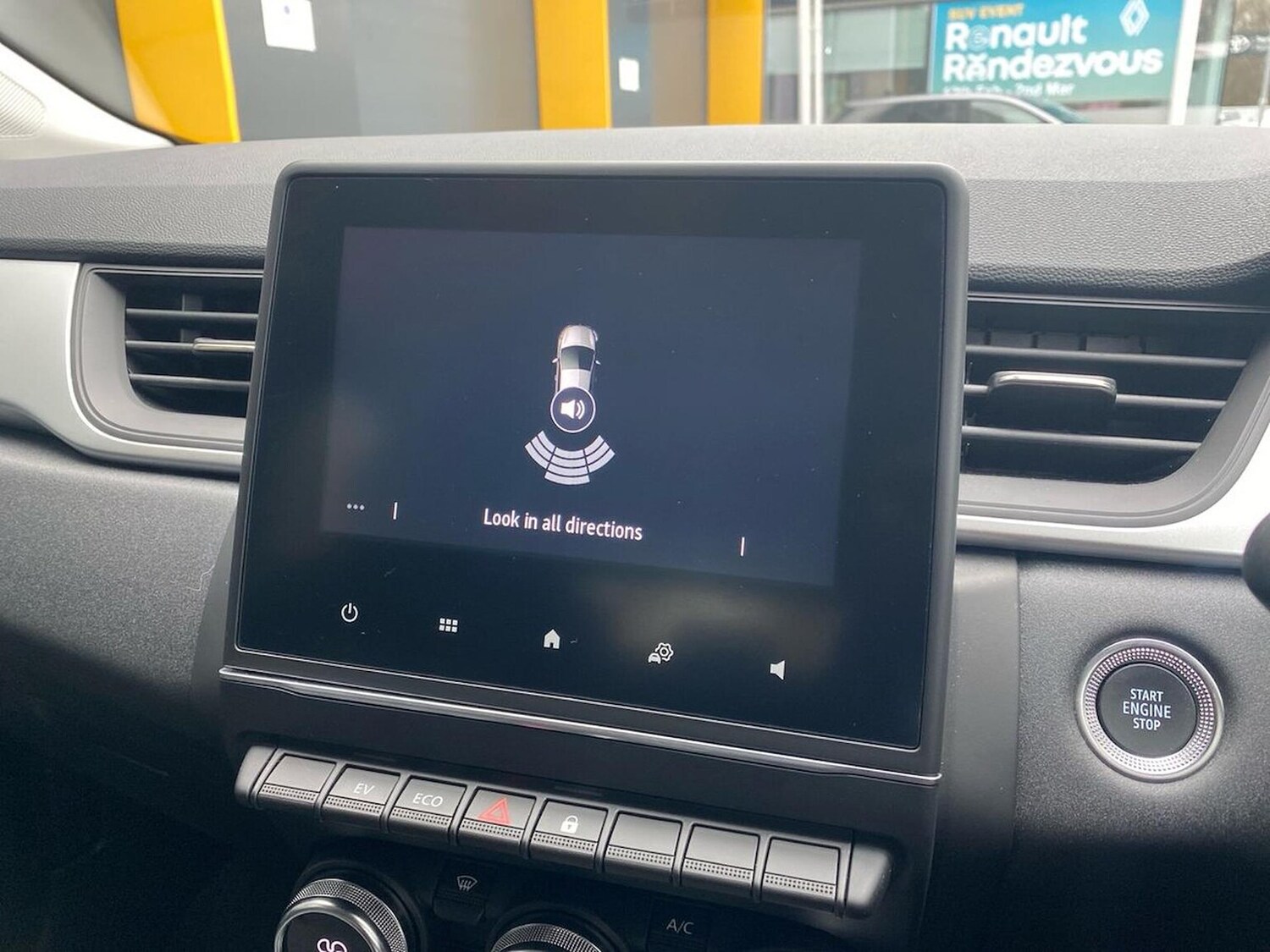 Used Renault Captur 2023 for sale - 78106310: Photo 25