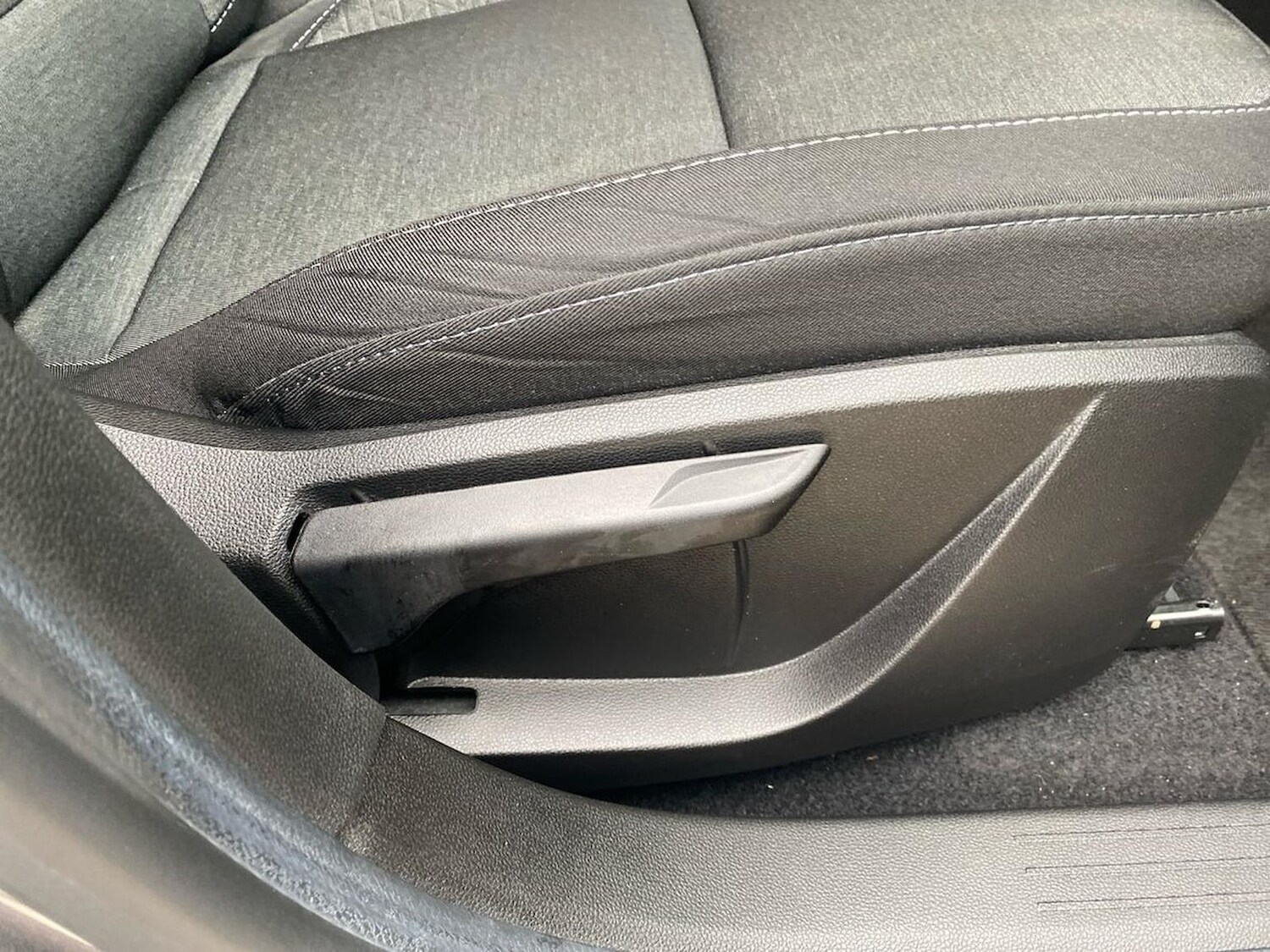 Used Renault Captur 2023 for sale - 78106310: Photo 32