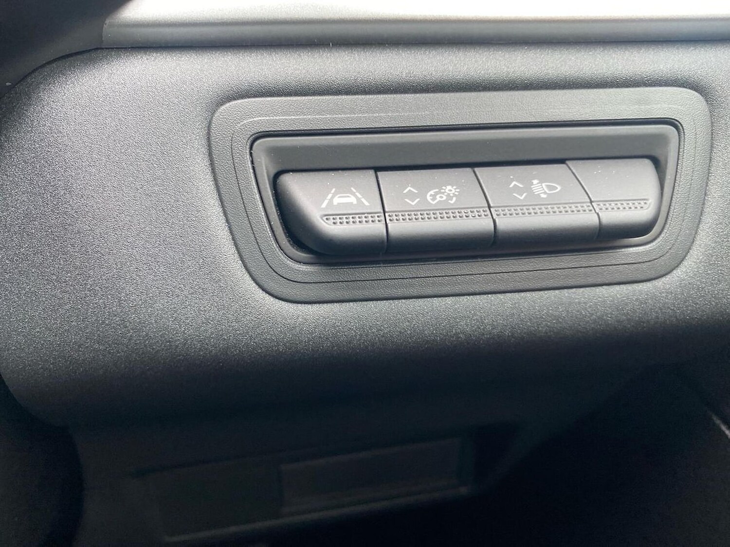 Used Renault Captur 2023 for sale - 78106310: Photo 41