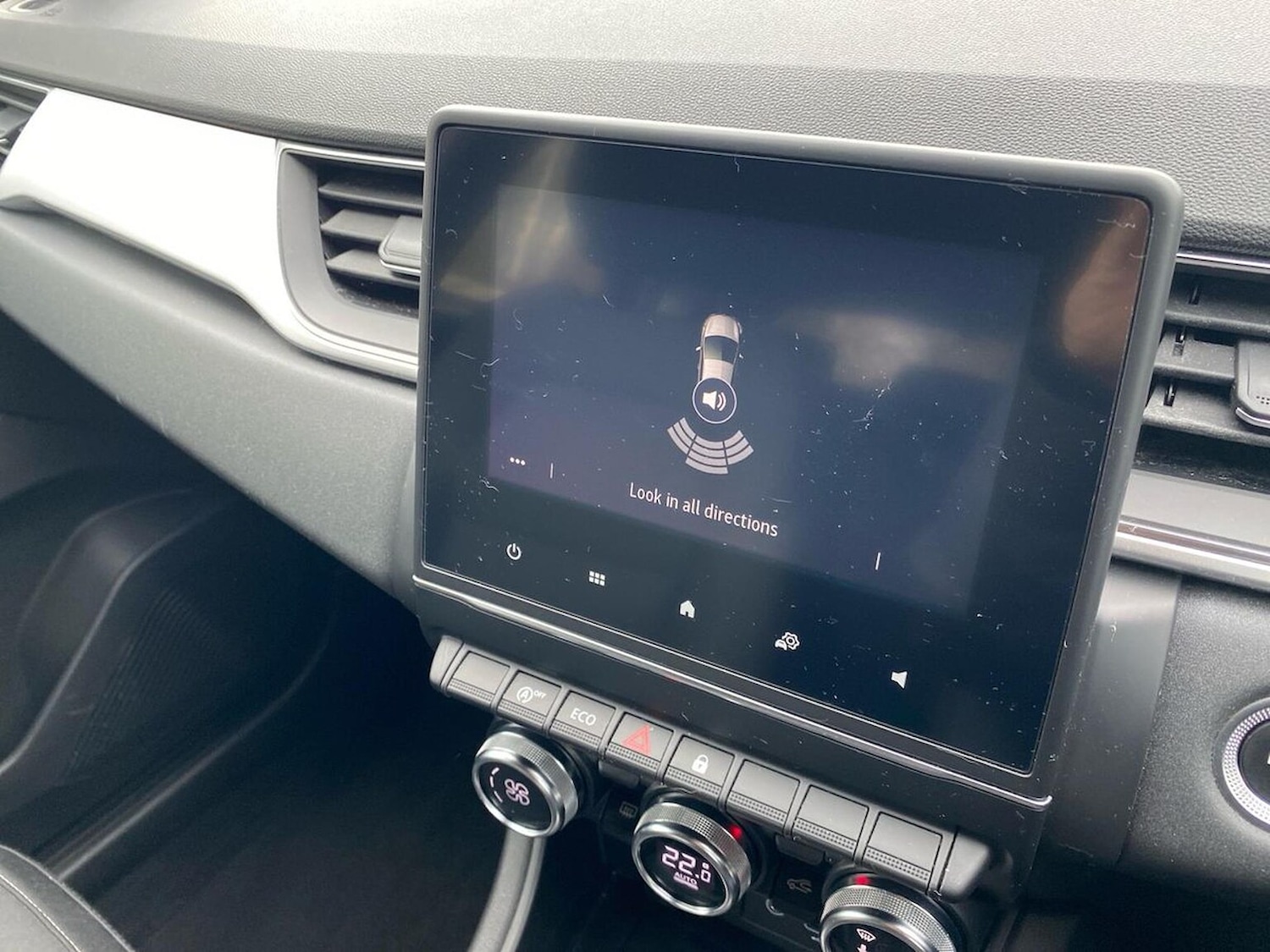 Used Renault Captur 2020 for sale - 76478175: Photo 23