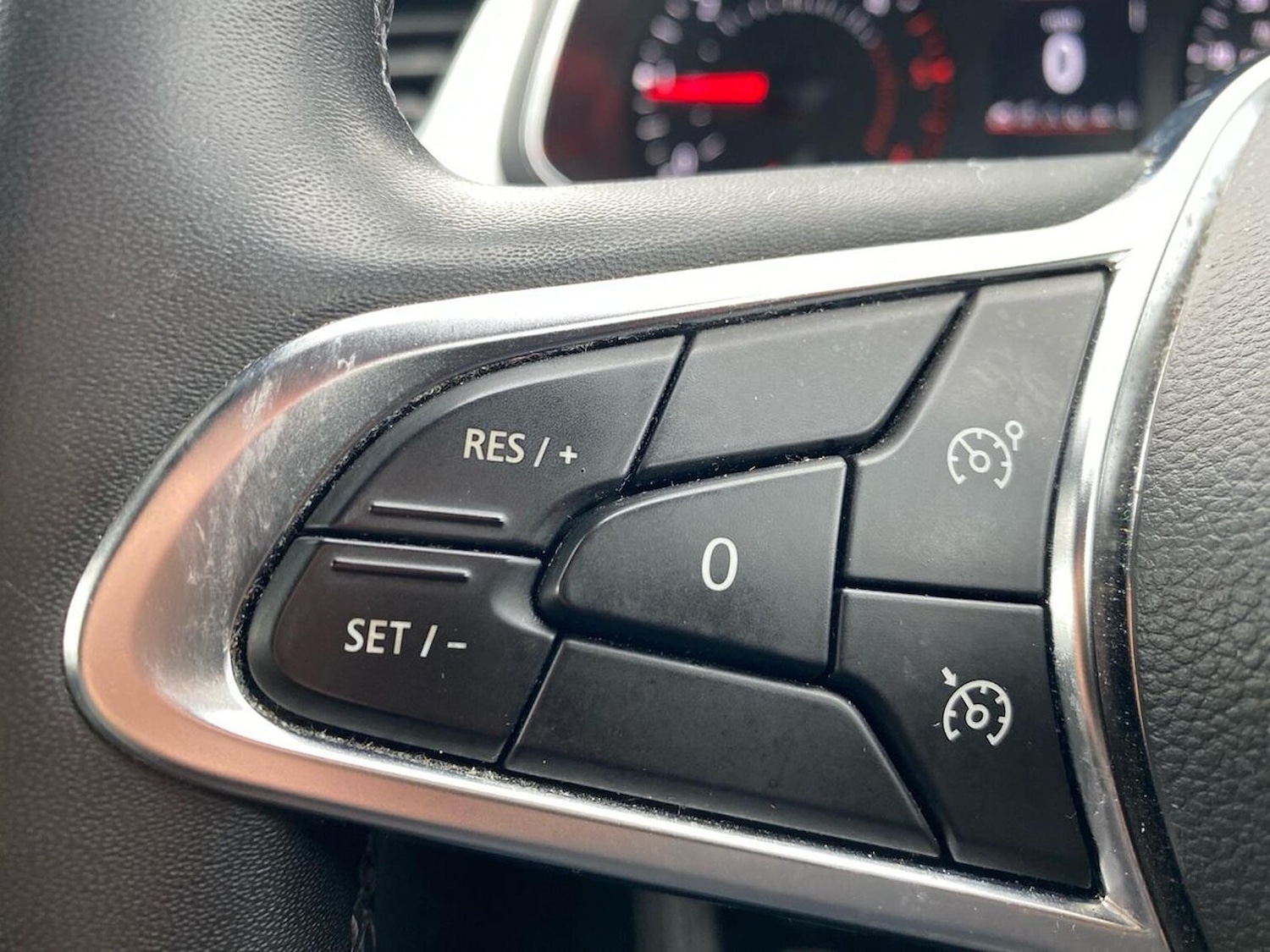 Used Renault Captur 2020 for sale - 76478175: Photo 27