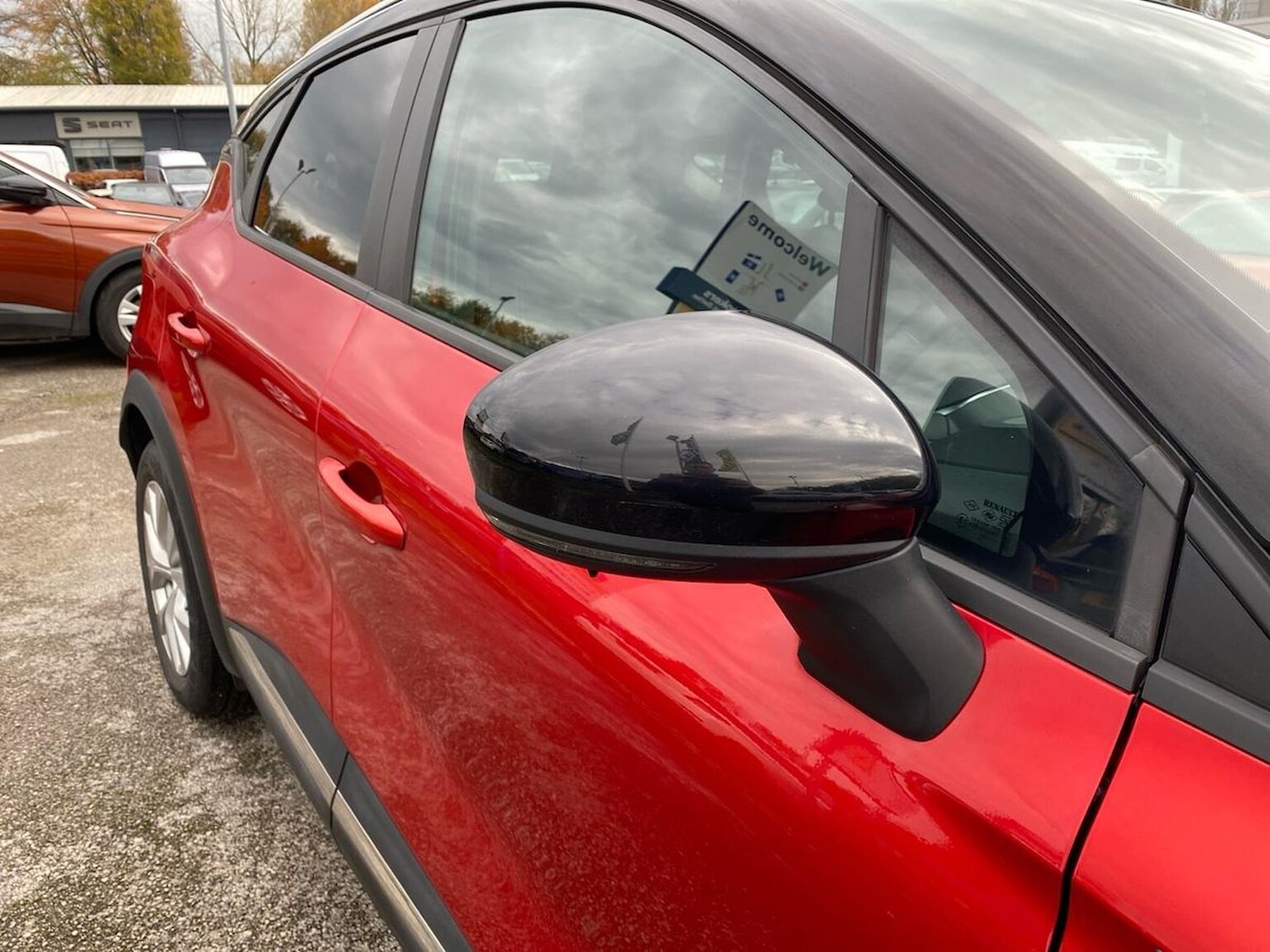 Used Renault Captur 2020 for sale - 76478175: Photo 37