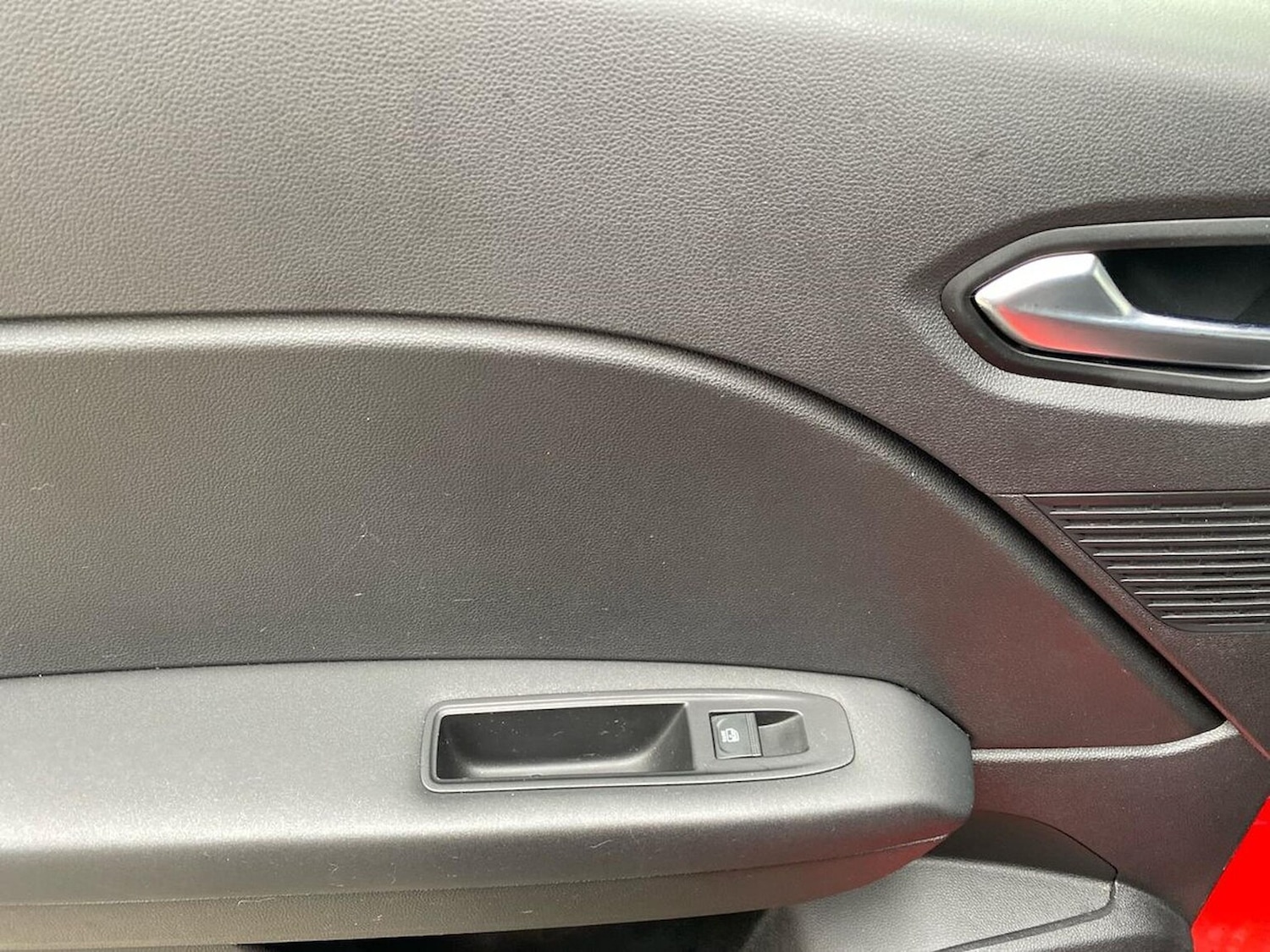 Used Renault Captur 2020 for sale - 76478175: Photo 39