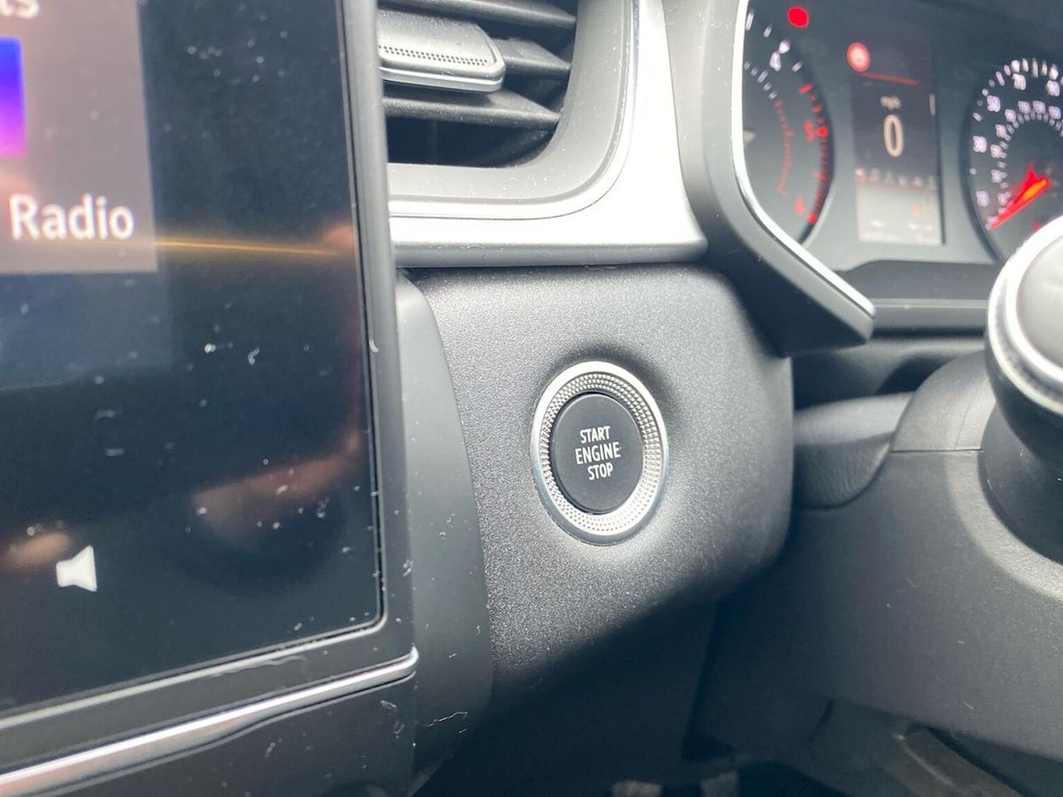 Used Renault Captur 2020 for sale - 76478175: Photo 44