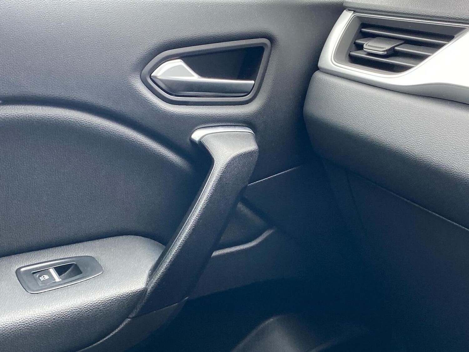 Used Renault Captur 2022 for sale - 76134242: Photo 47