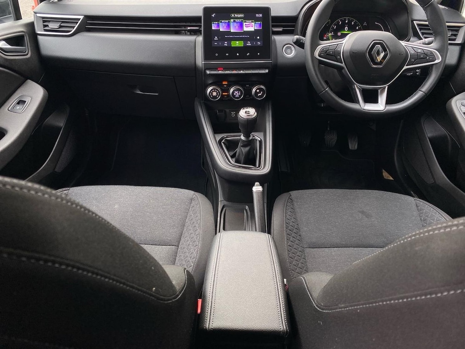 Used Renault Clio 2022 for sale - 78139590: Photo 15