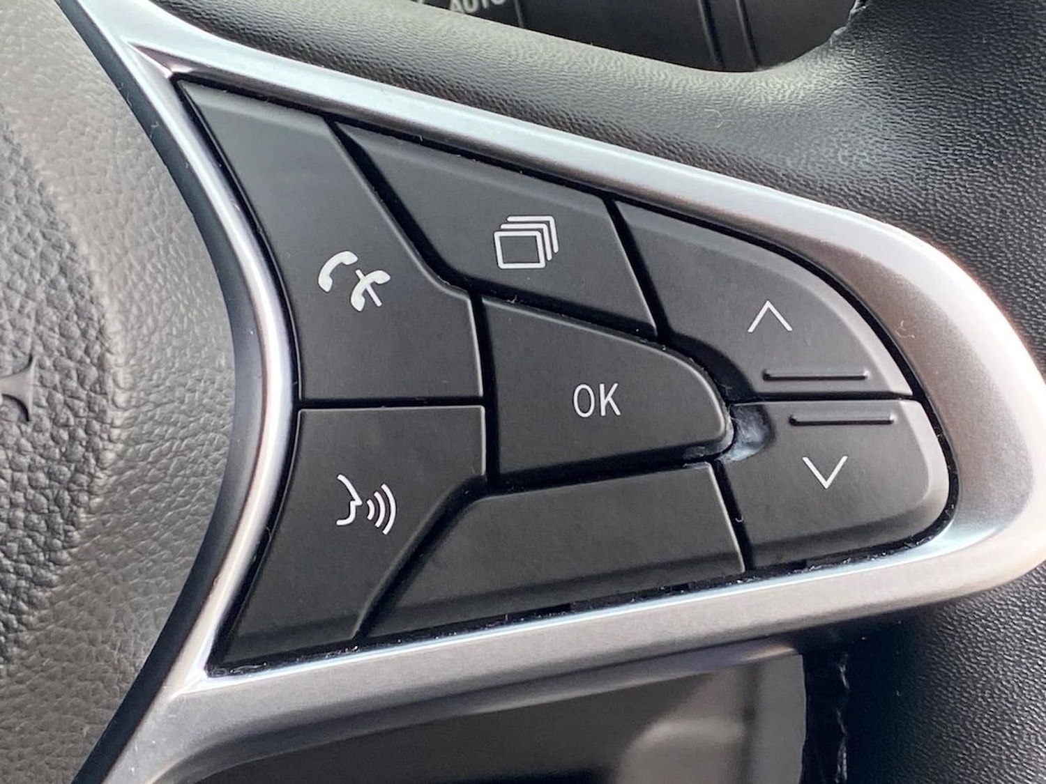 Used Renault Clio 2022 for sale - 78139590: Photo 29