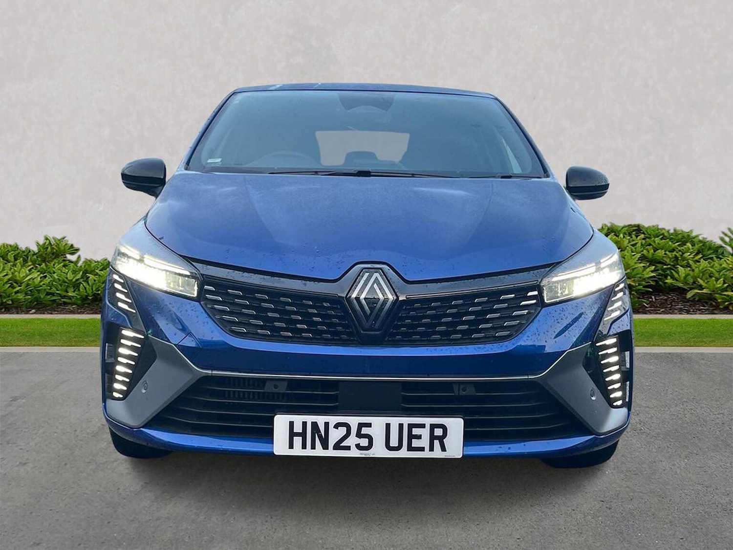 Used Renault Clio 2025 for sale - 77488343: Photo 5