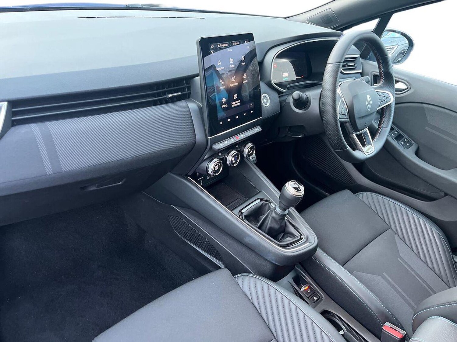 Used Renault Clio 2025 for sale - 77488343: Photo 7