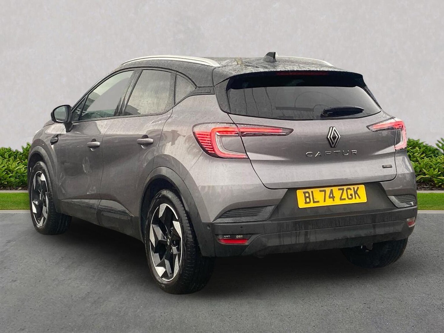 Used Renault Captur 2024 for sale - 76974590: Photo 2