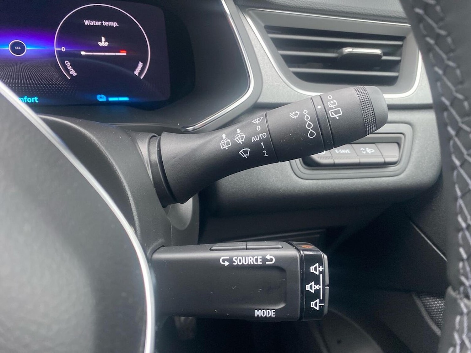 Used Renault Captur 2024 for sale - 76974590: Photo 29