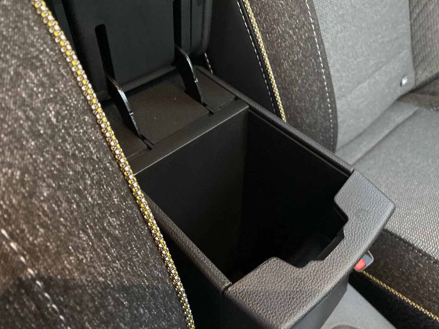 Used Renault Captur 2024 for sale - 76974590: Photo 48