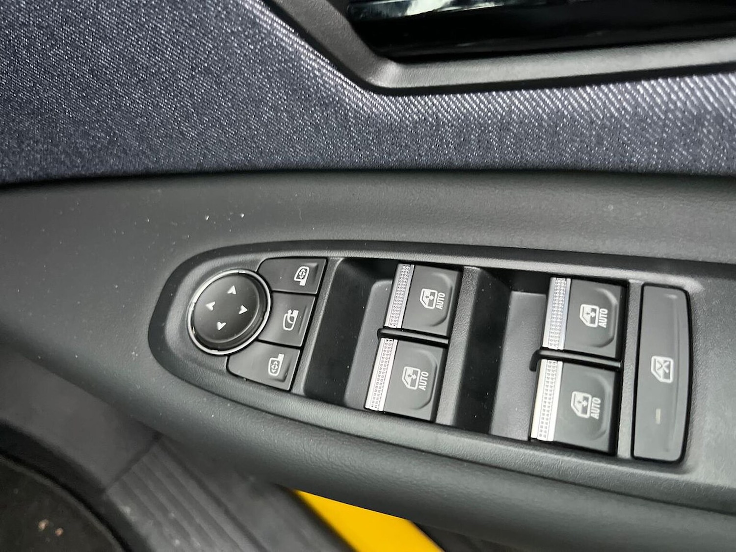 Used Renault 5 2025 for sale - 76951216: Photo 21