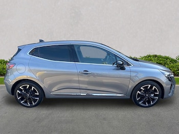 Used Renault Clio 2026 for sale - 78470242: Photo