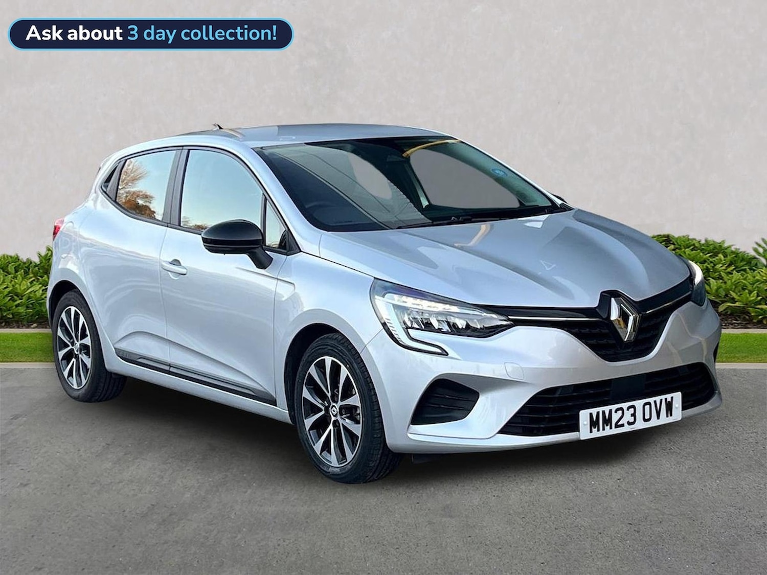 Used Renault Clio 2023 for sale - 76605575: Photo 1
