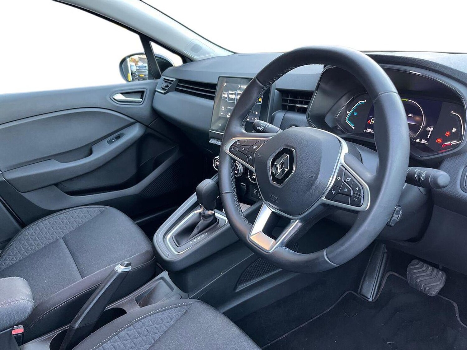 Used Renault Clio 2023 for sale - 76605575: Photo 15