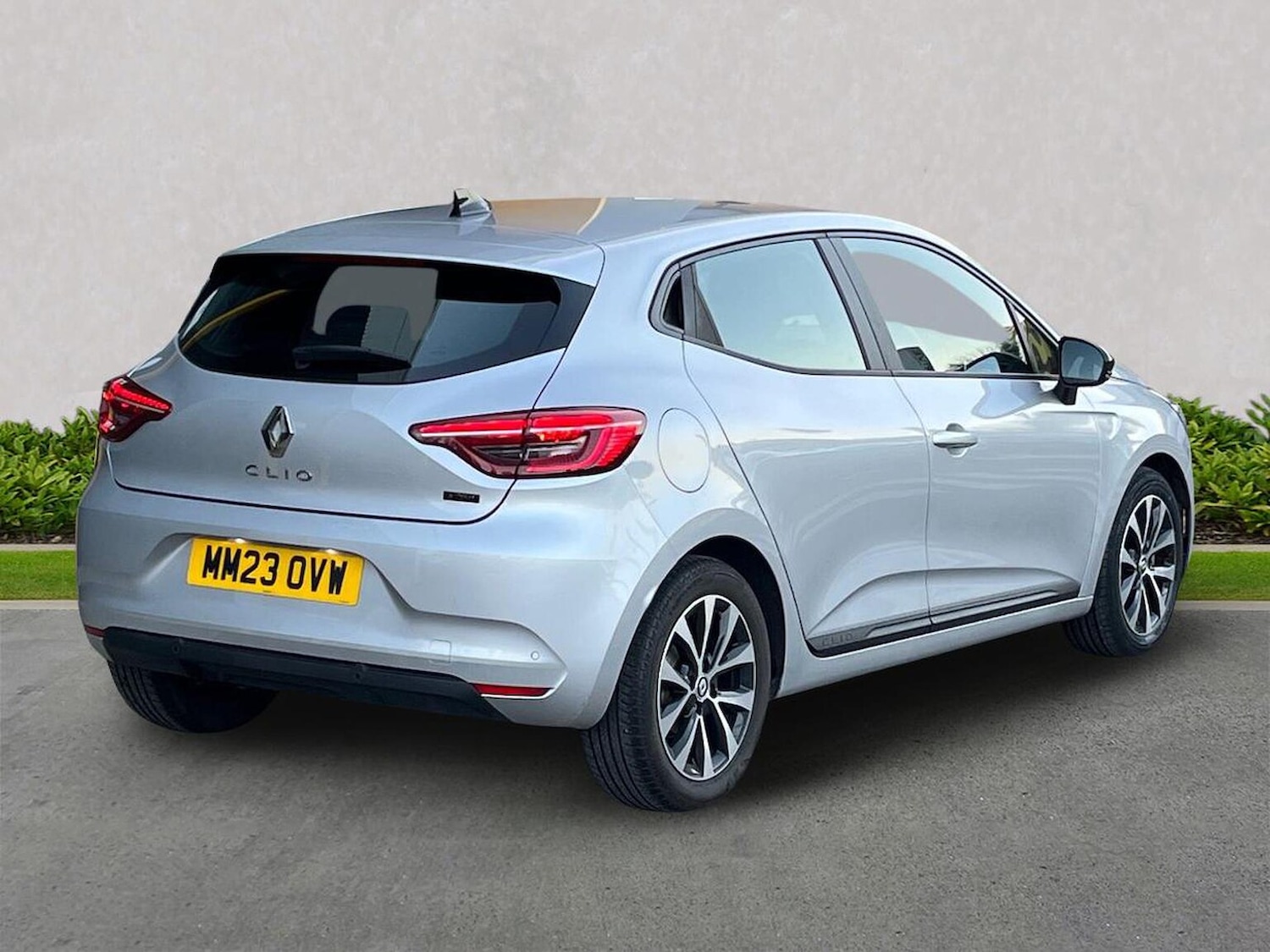 Used Renault Clio 2023 for sale - 76605575: Photo 18