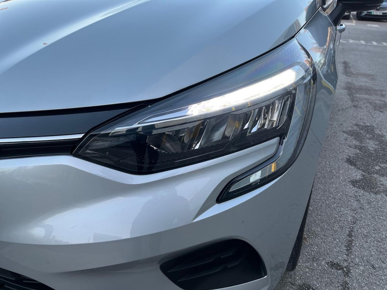 Used Renault Clio 2023 for sale - 76605575: Photo 34