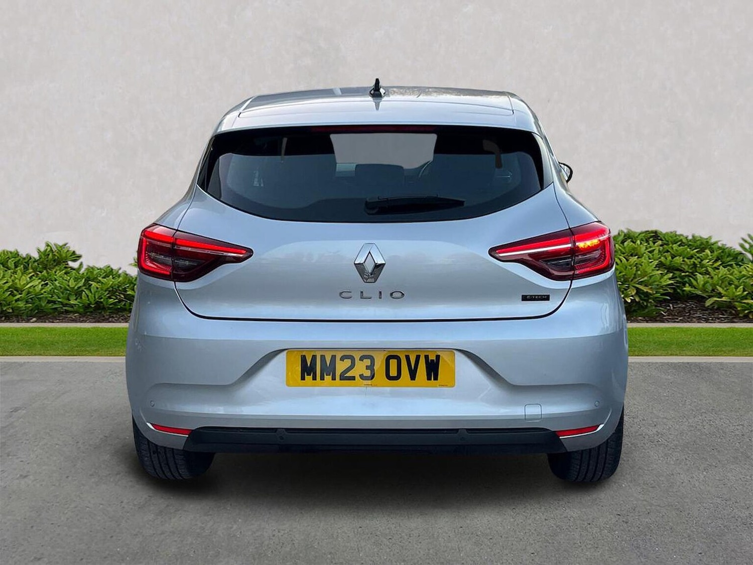 Used Renault Clio 2023 for sale - 76605575: Photo 4