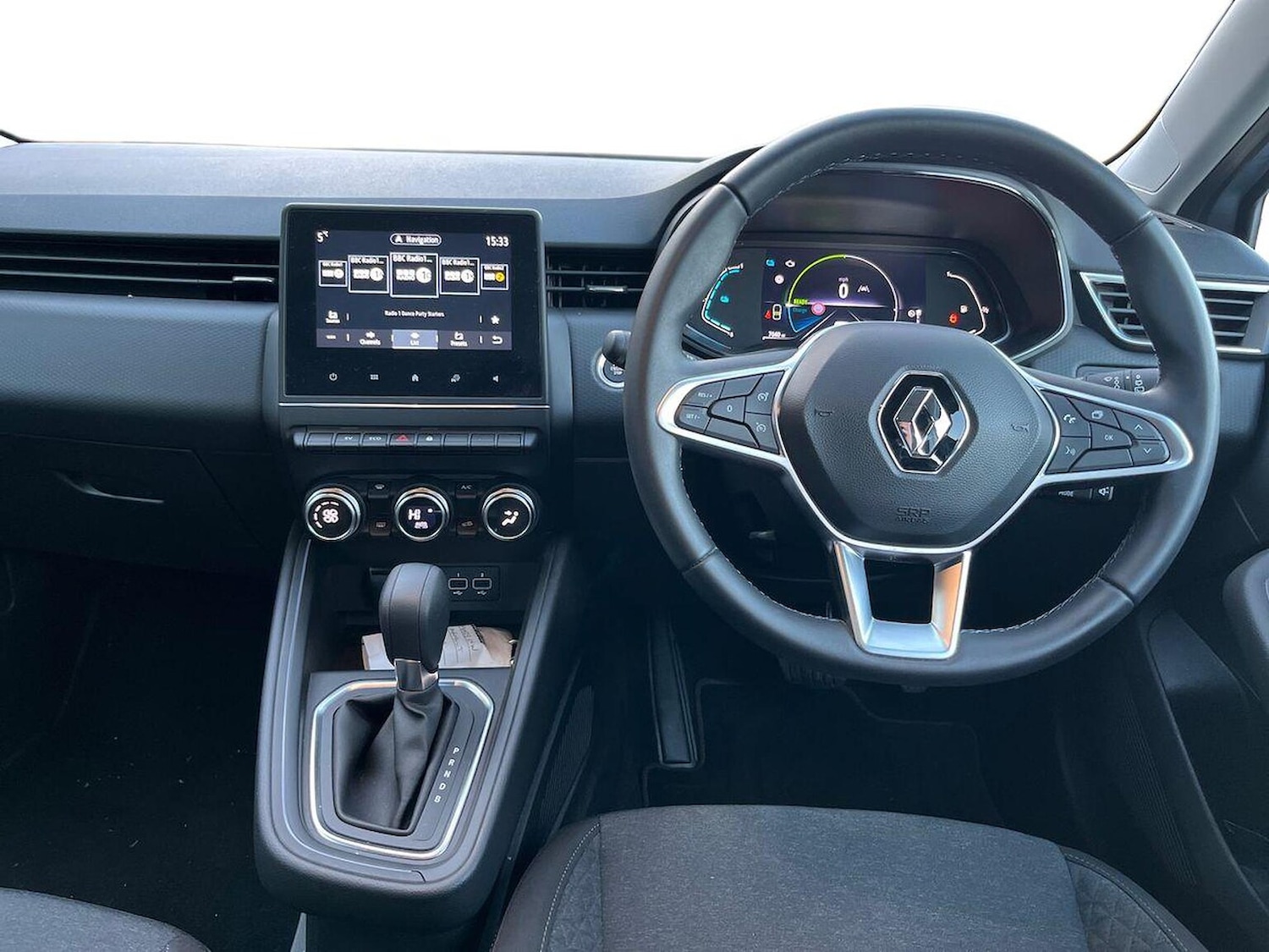 Used Renault Clio 2023 for sale - 76605575: Photo 8