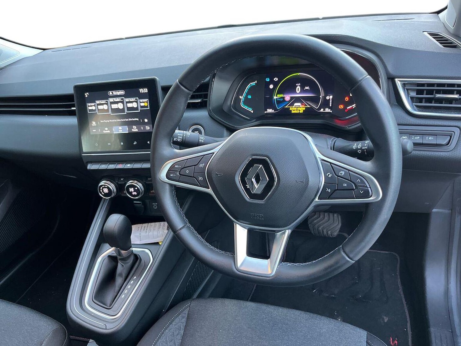 Used Renault Clio 2023 for sale - 76605575: Photo 9